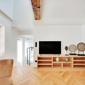 Cmg Résidence République - Rue Béranger Appartement
